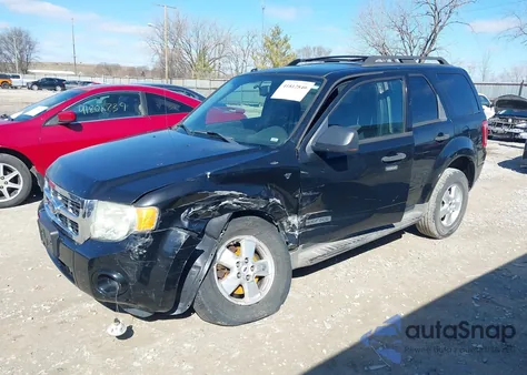2008 Ford Escape Xlt z USA, uszkodzony, nr VIN 1FMCU93128KE31591